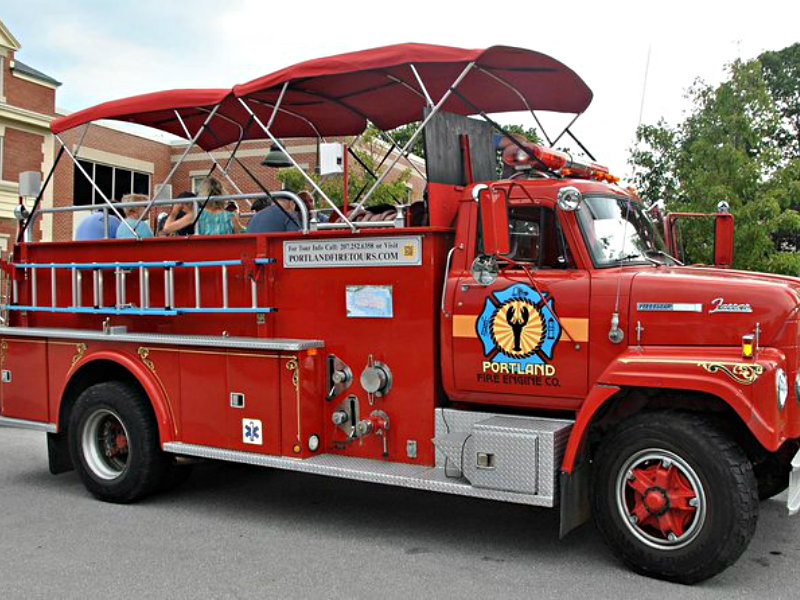 50 Min. Narrated Sightseeing Tour of Portland, Maine Aboard a Vintage Fire Truck