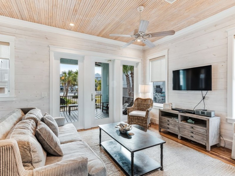 Inside Coastal Beach Cottage with Shared Zero-Entry Pool