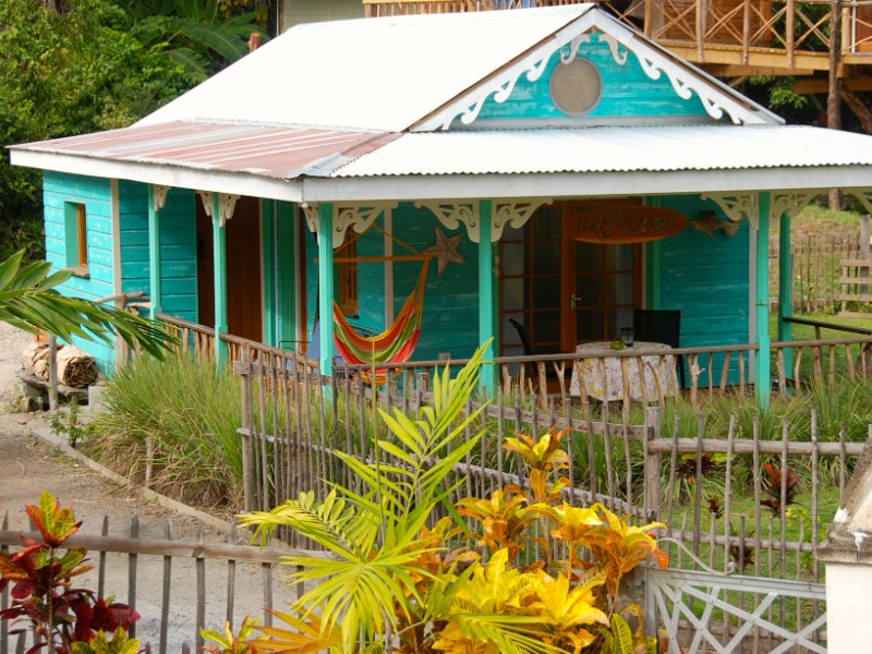 Driftwood Cottage by the Beach, Laborie