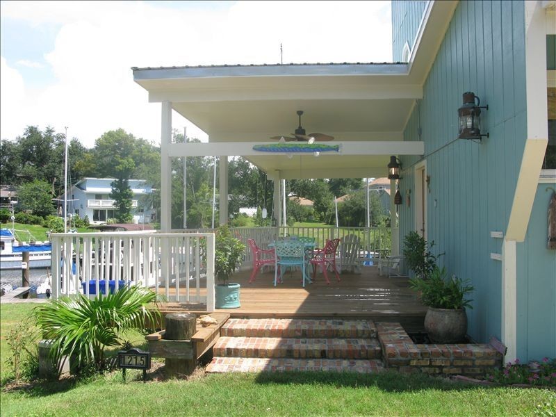 Outside space at The Coolest Cottage in Ocean Springs