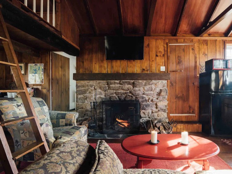 Little Red Cabin, Andover, New Jersey