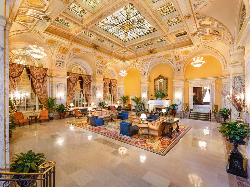 Hermitage Hotel lobby