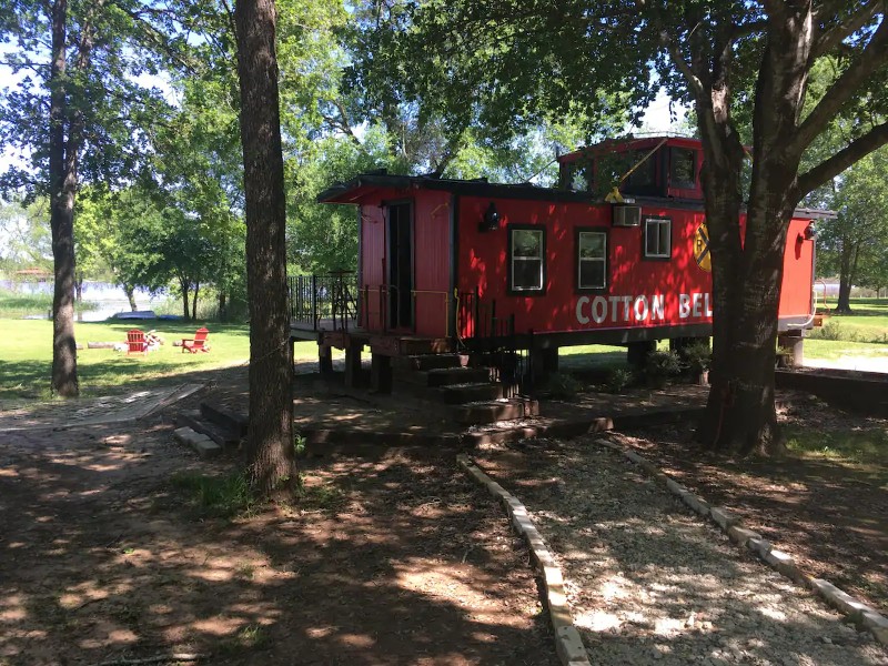 1920's Vintage Caboose on Lake Limestone