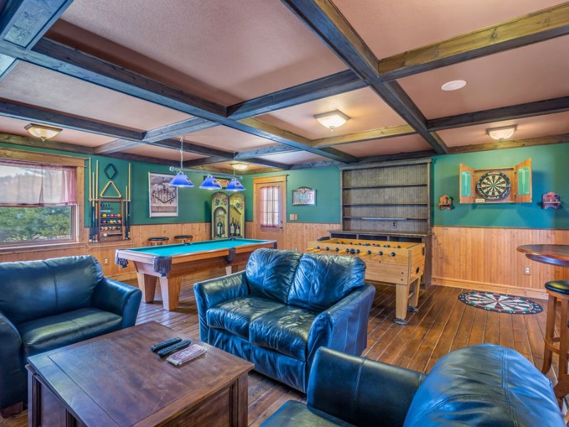14 Vacation Rentals with Game Rooms (Updated 2025) – Holidays