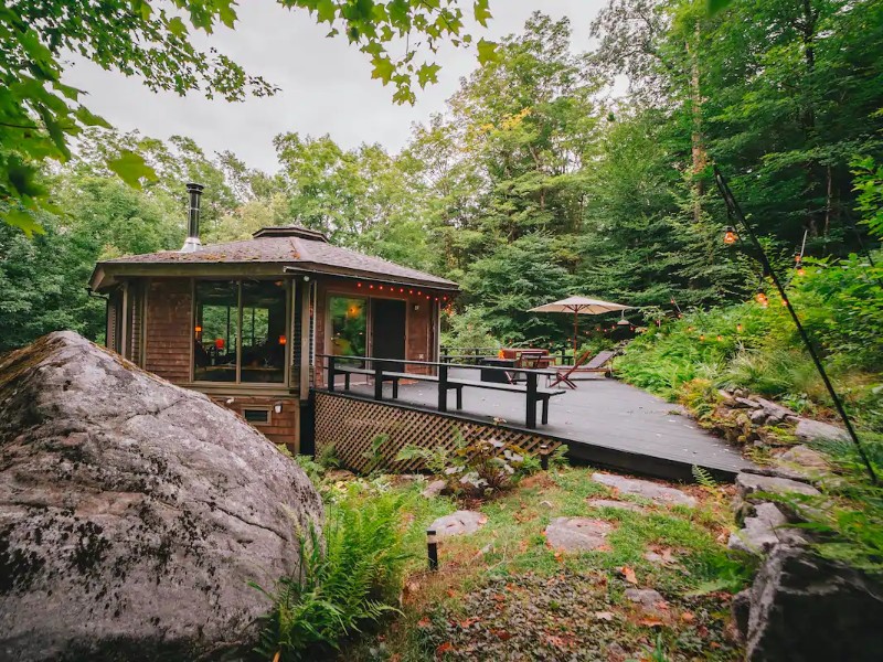 Octagonal Glass Treehouse in Berkshires - Otis, Massachusetts