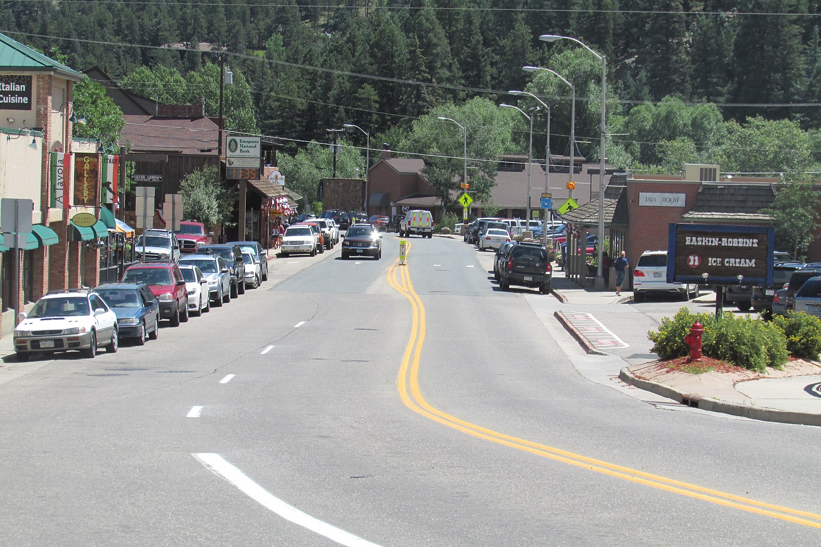 street running through Evergreen, Colorado