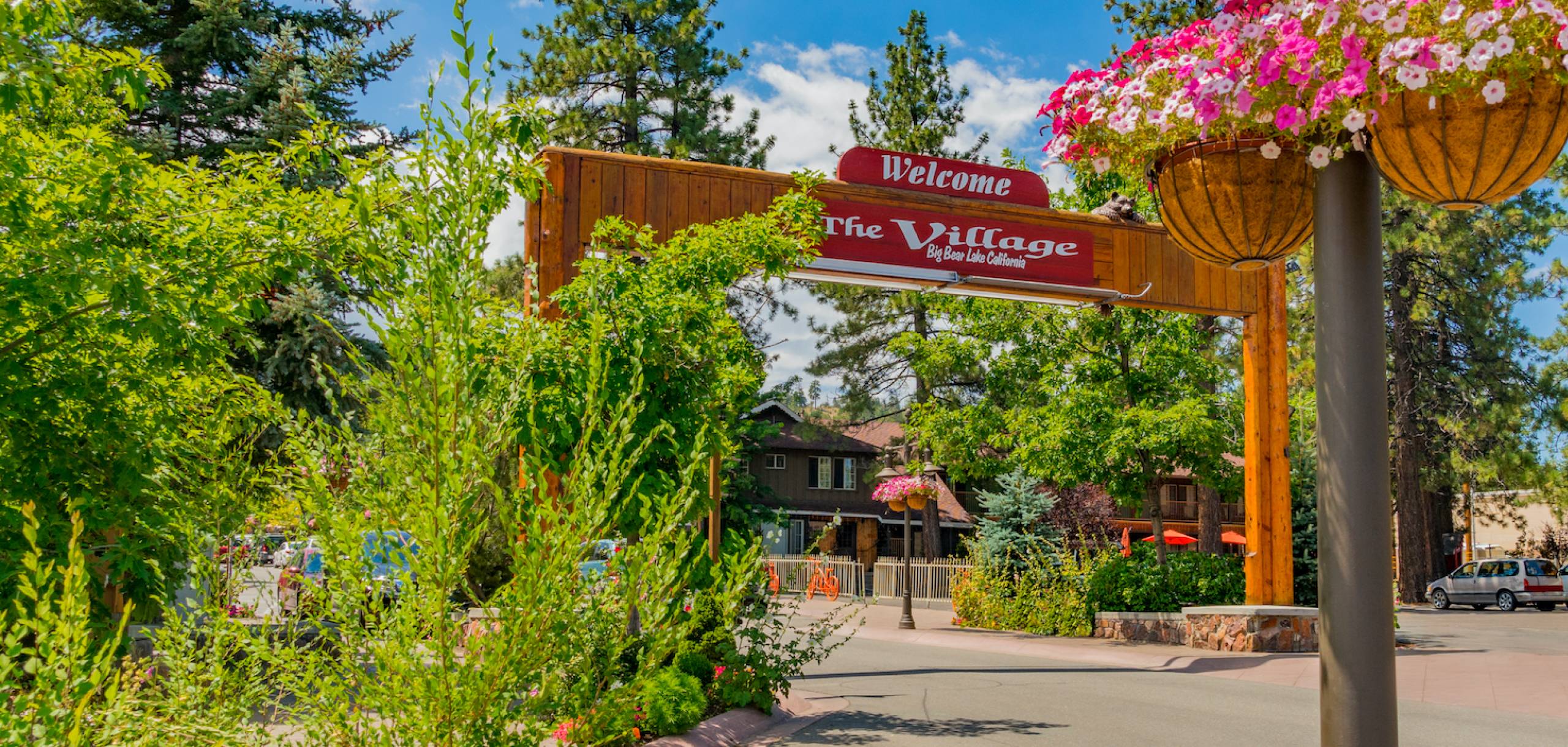 Snow Summit Townhouse Rentals & Sales in Big Bear Lake, California