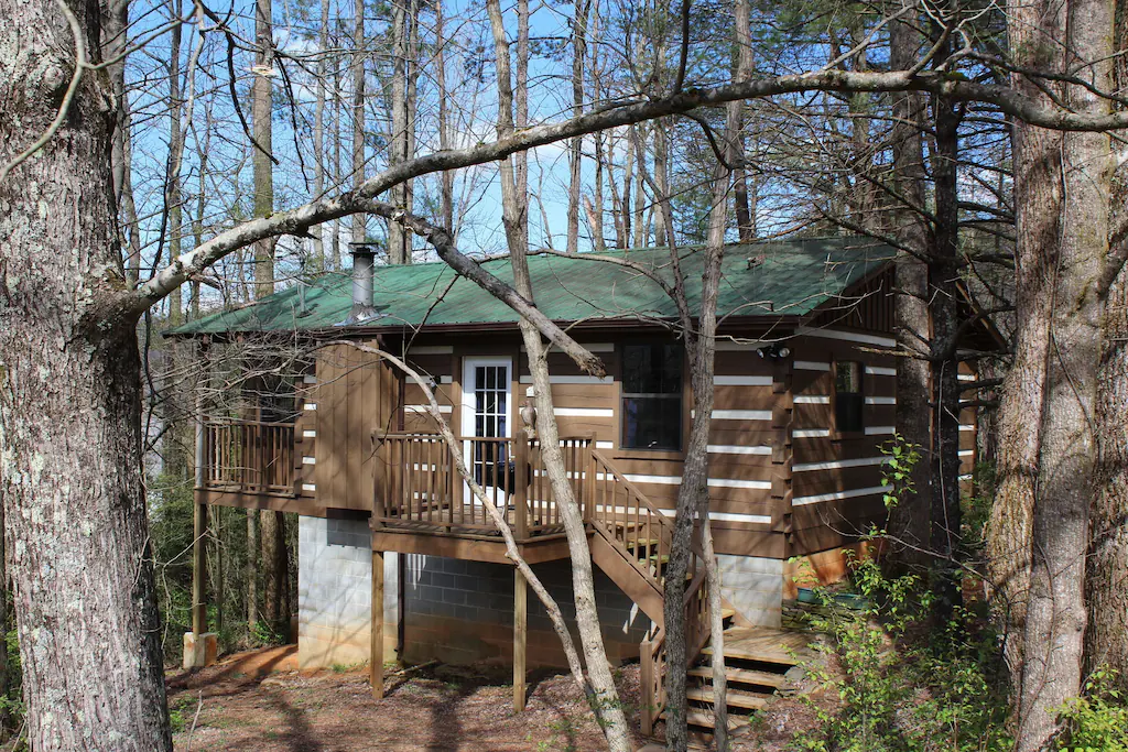 Live the true Appalachian lifestyle here