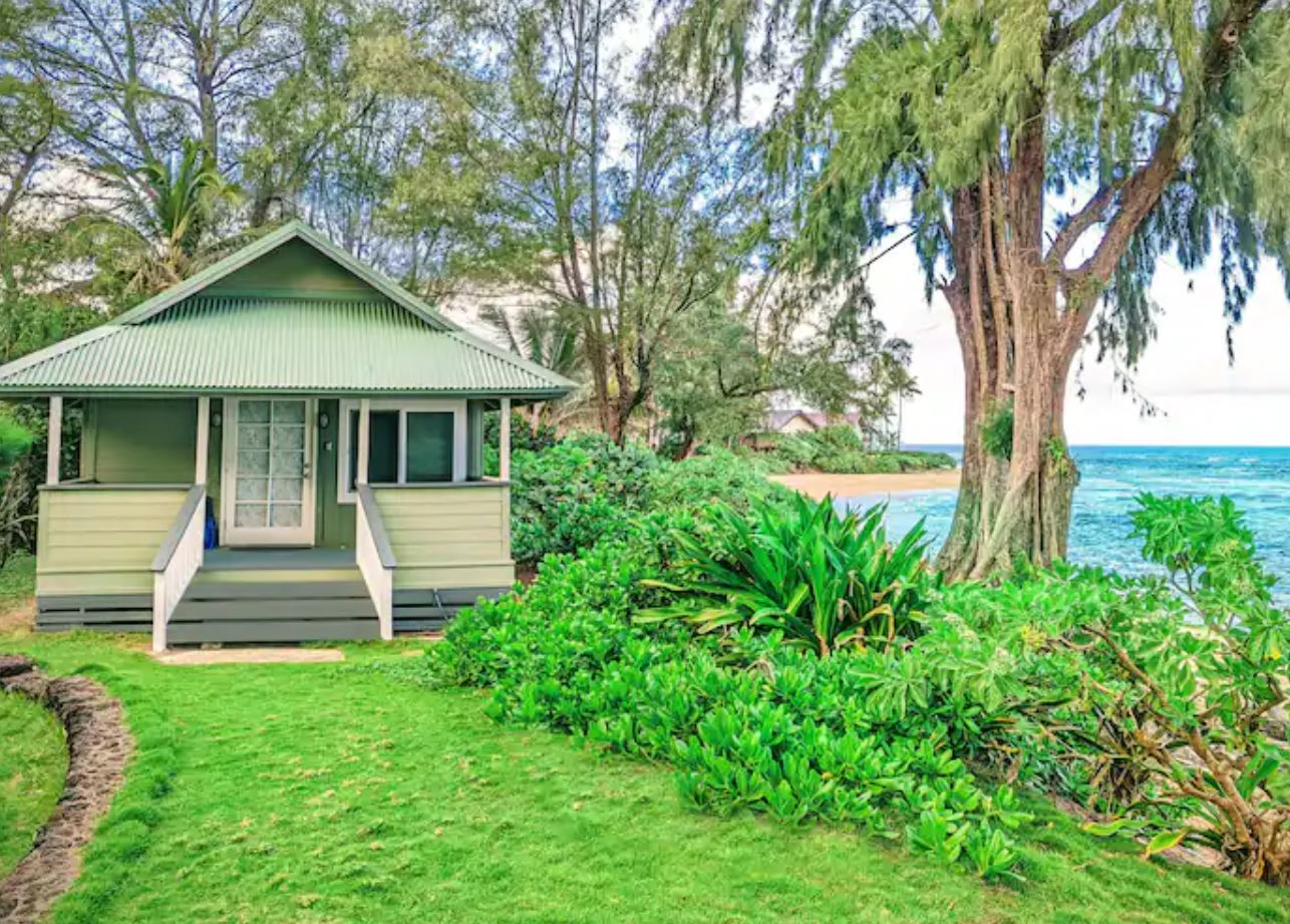 Oceanfront Haena Cottage