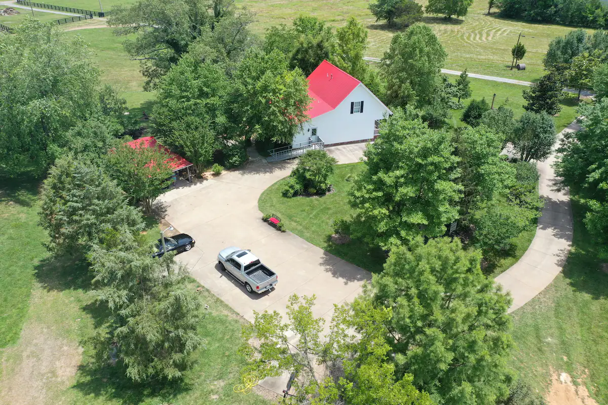 Centrally located and beautifully decorated