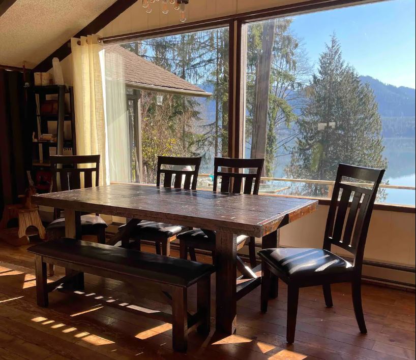 Quinault Cove Canner's Cottage