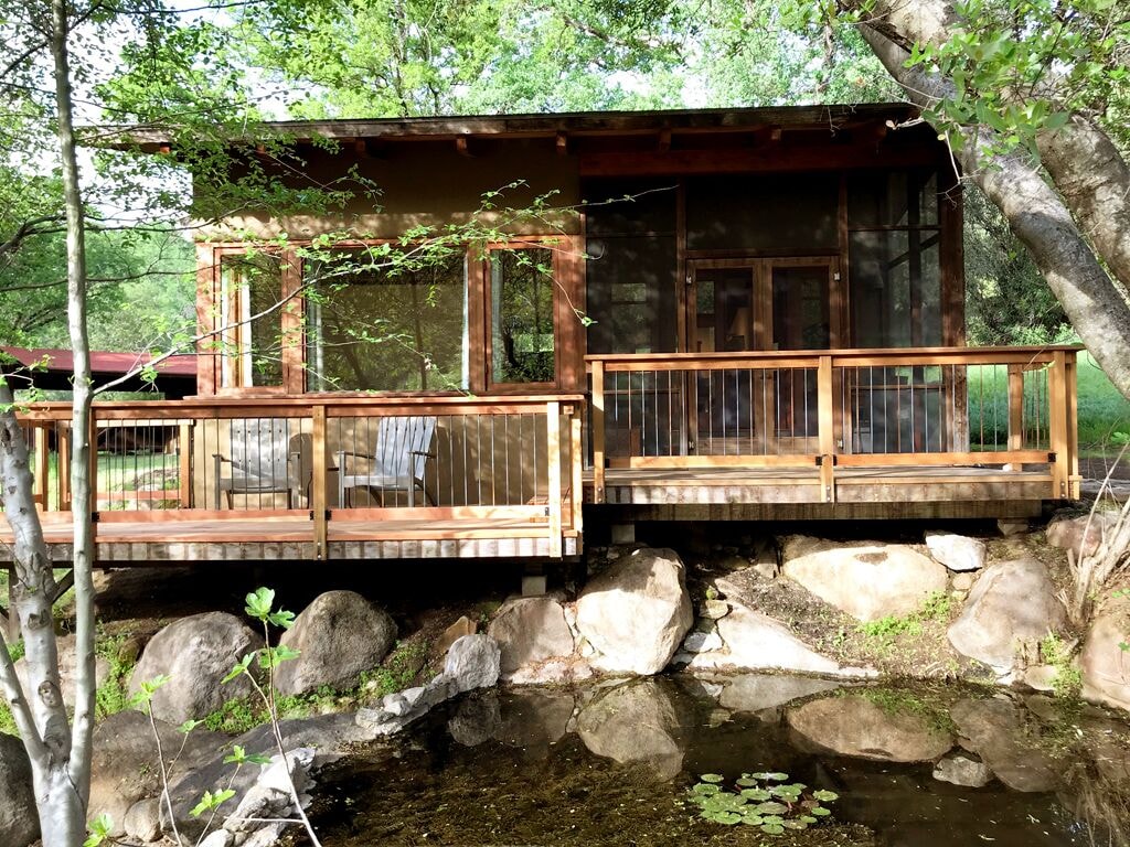 Private Cottage 3 Miles from the Sequoia Park Entrance