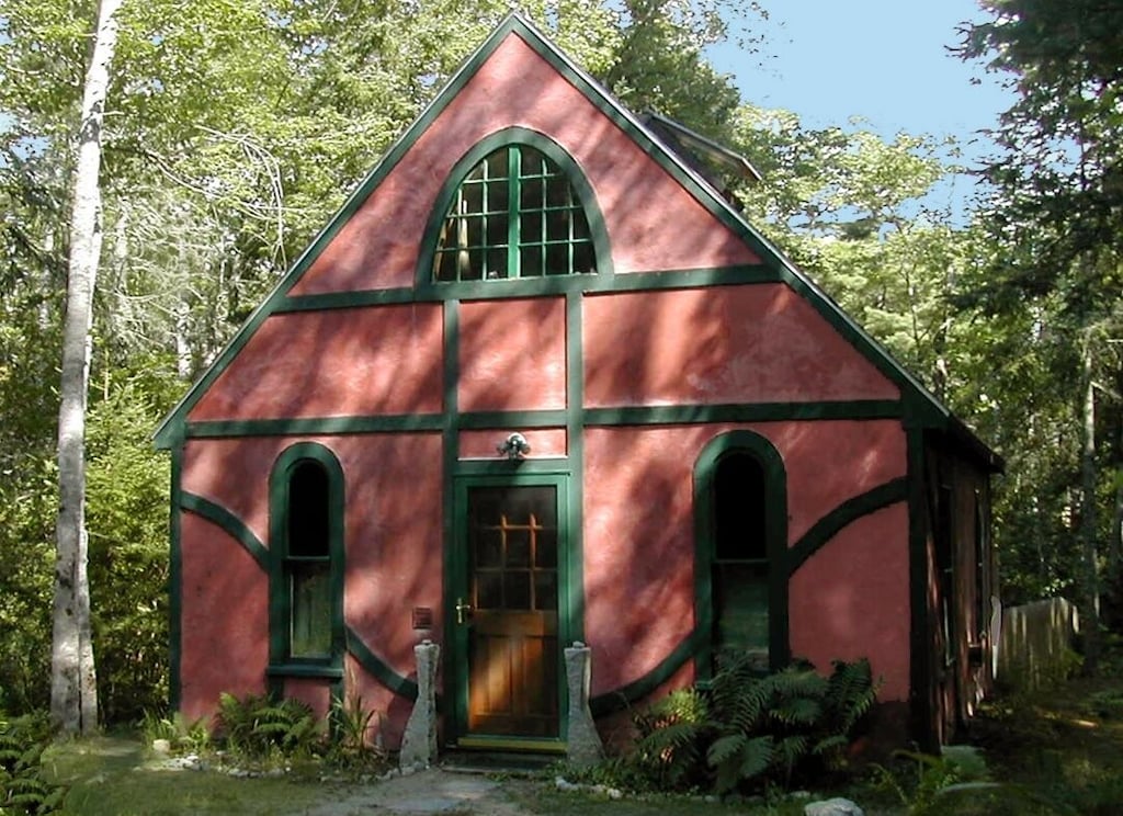 Enchanting Bar Harbor Cottage