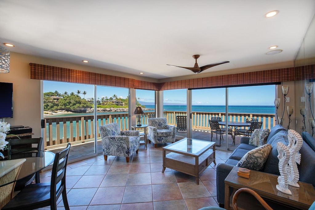 Vrbo Unit 11 Beachfront Vrbo Rentals in Hawaii With The Best View – Holidays