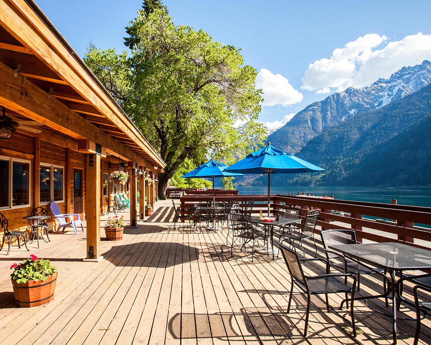 North Cascades Lodge at Stehekin